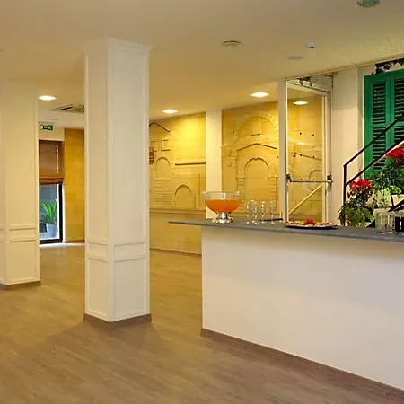 Hotel Centrum 3*